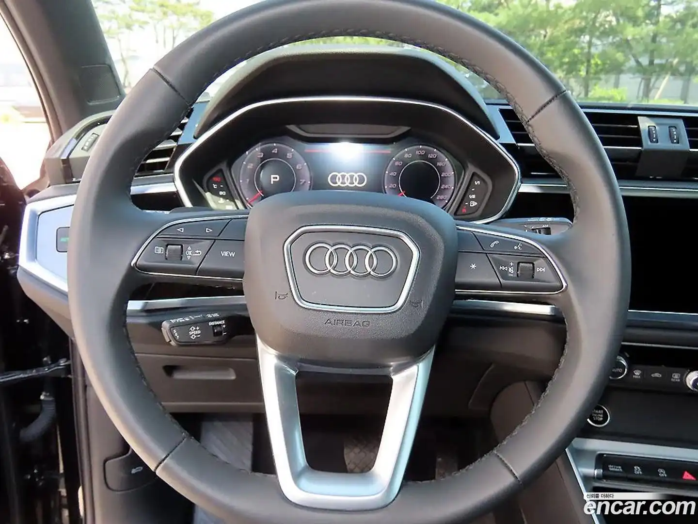 Q3 Audi 2025.2-OPTION-015