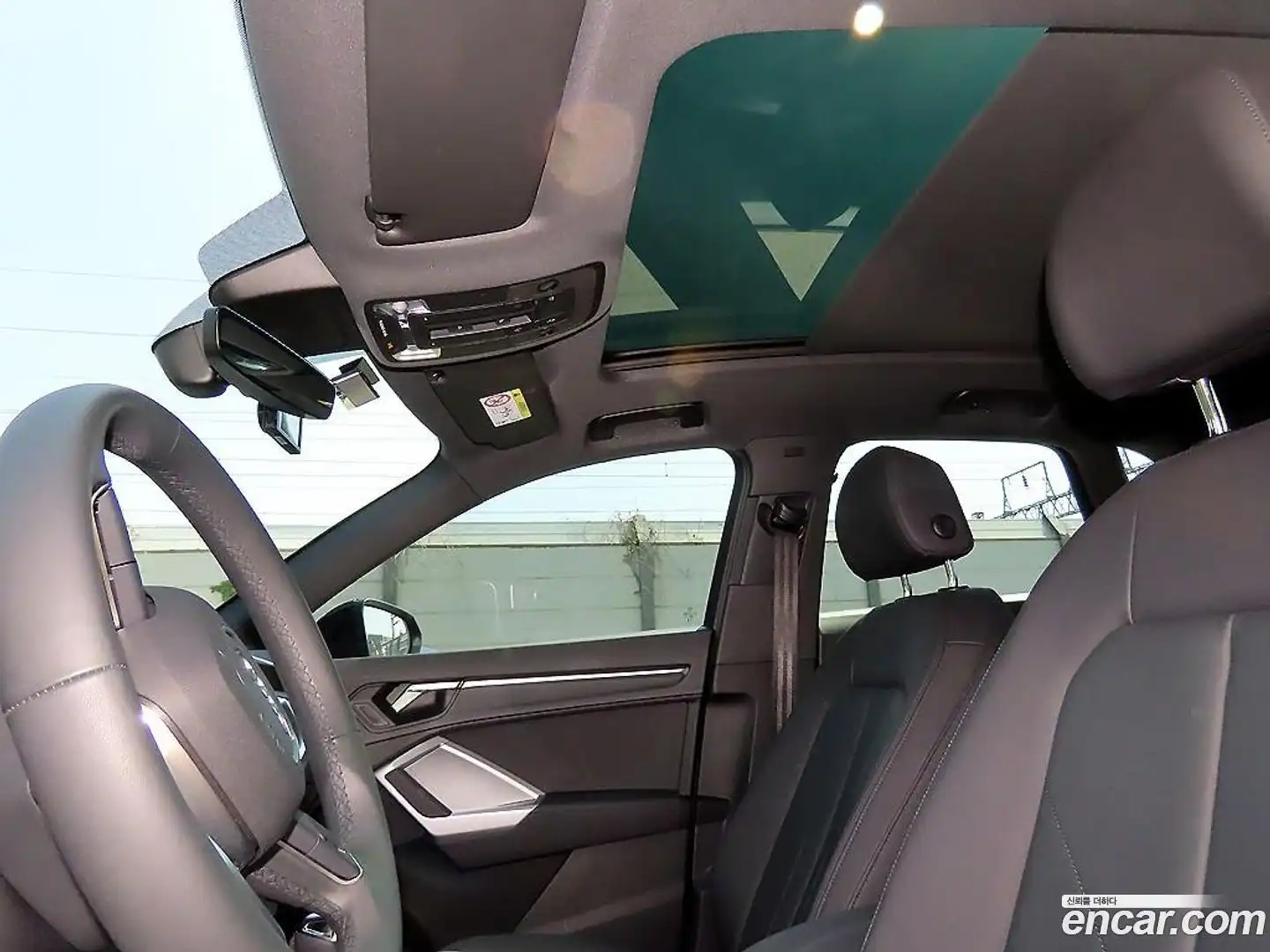Q3 Audi 2025.2-OPTION-018