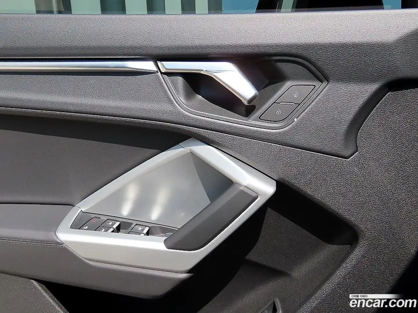 Q3 Audi 2025.2-OPTION-019