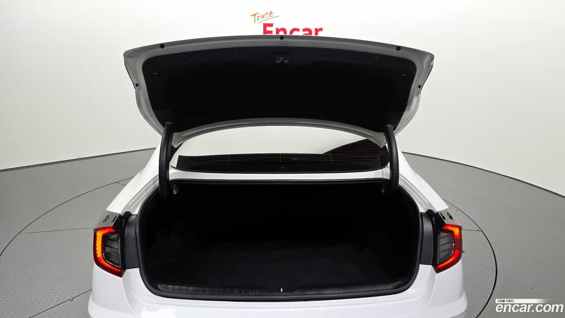 Sonata Hyundai 2019.7-OPTION-024