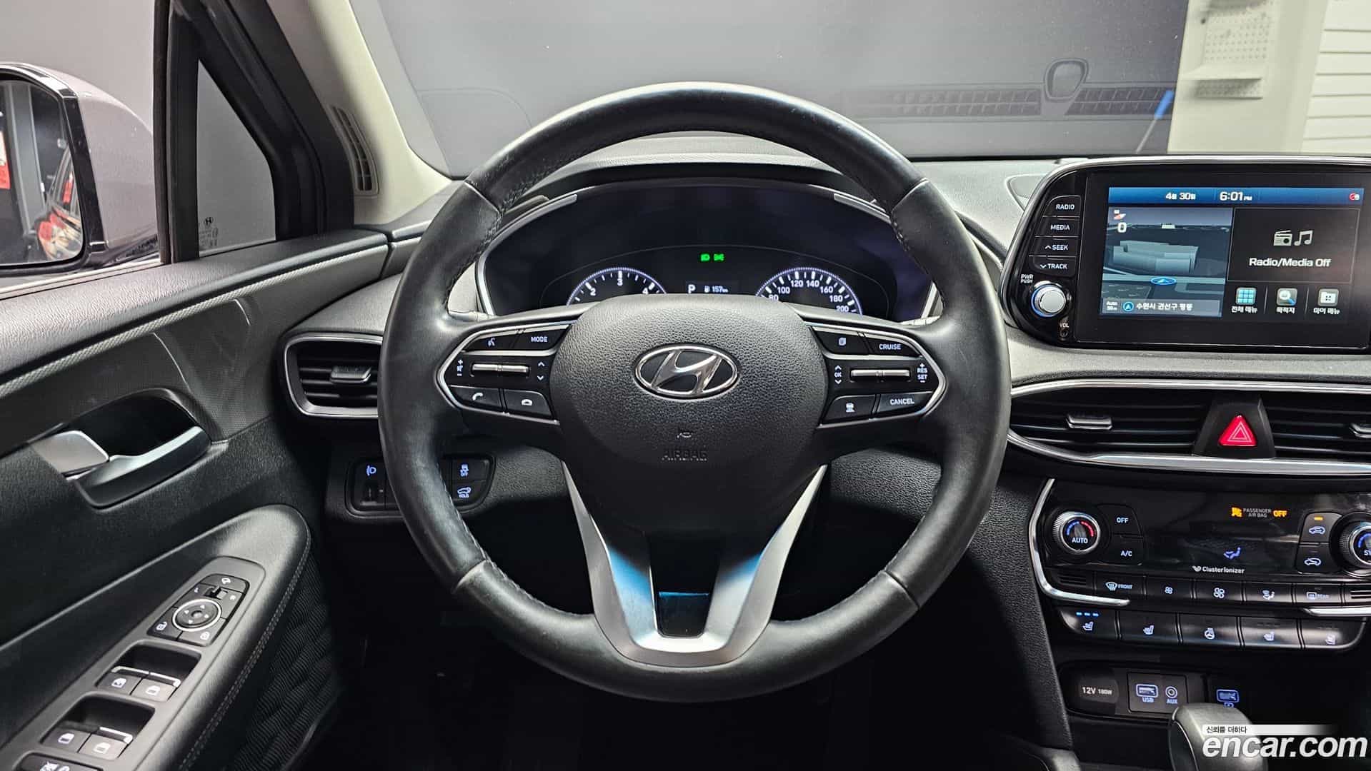 Santafe Hyundai 2018.3-OPTION-017