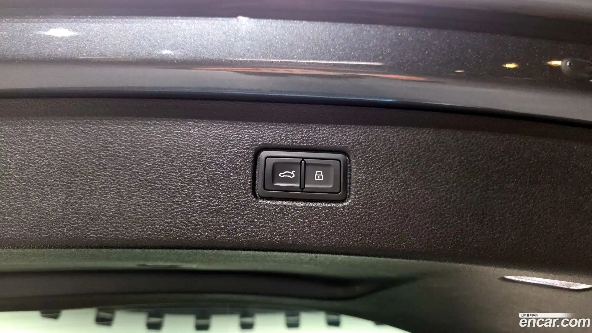 Q7 Audi 2022.11-OPTION-045