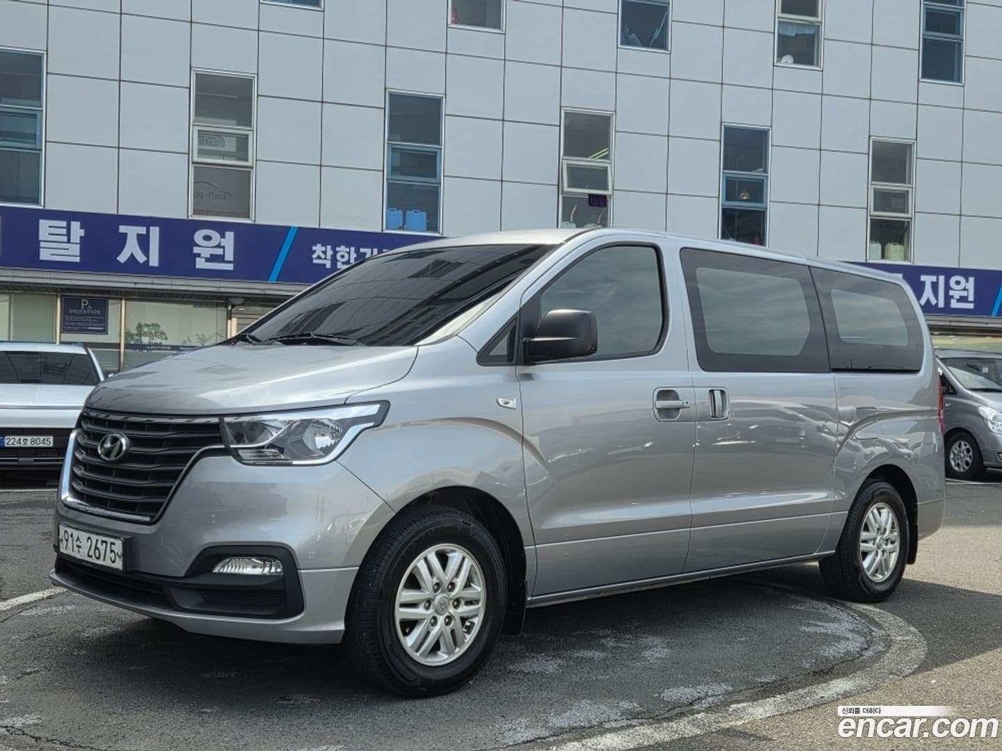 Main__Slider__Photo:Starex Hyundai 2020.4-0
