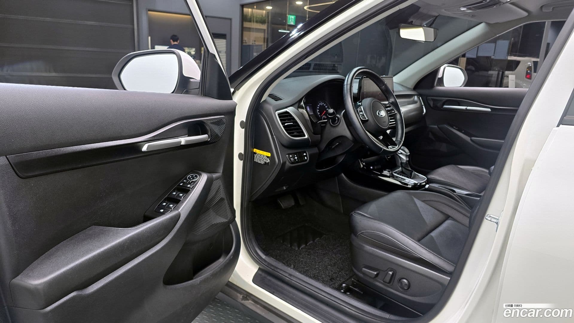 Main__Slider__Photo:Seltos Kia 2020.2-9