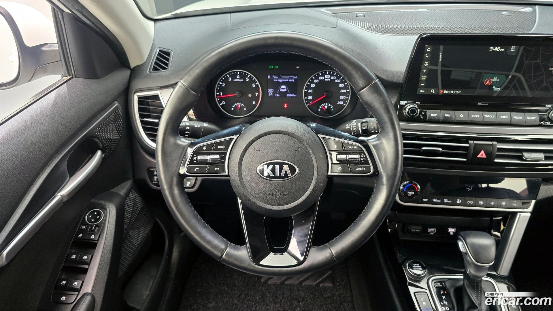 Main__Slider__Photo:Seltos Kia 2020.2-12