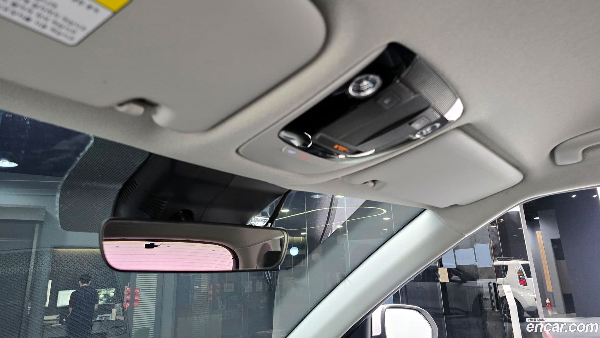 Main__Slider__Photo:Seltos Kia 2020.2-17