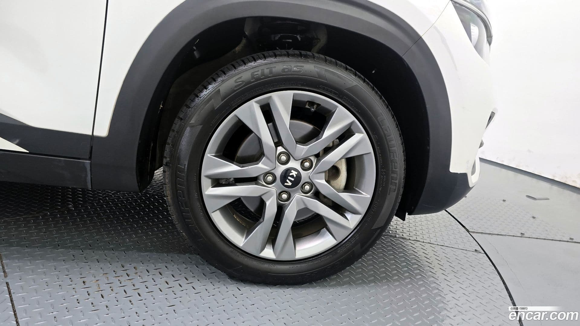 Main__Slider__Photo:Seltos Kia 2020.2-20