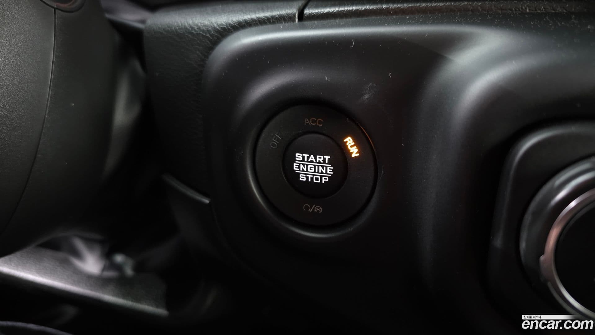 Main__Slider__Photo:Wrangler Jeep 2022.9-14