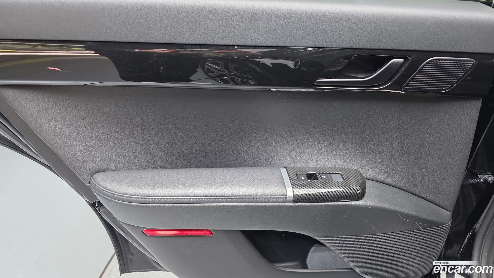 Main__Slider__Photo:Grandeur Hyundai 2023.4-24