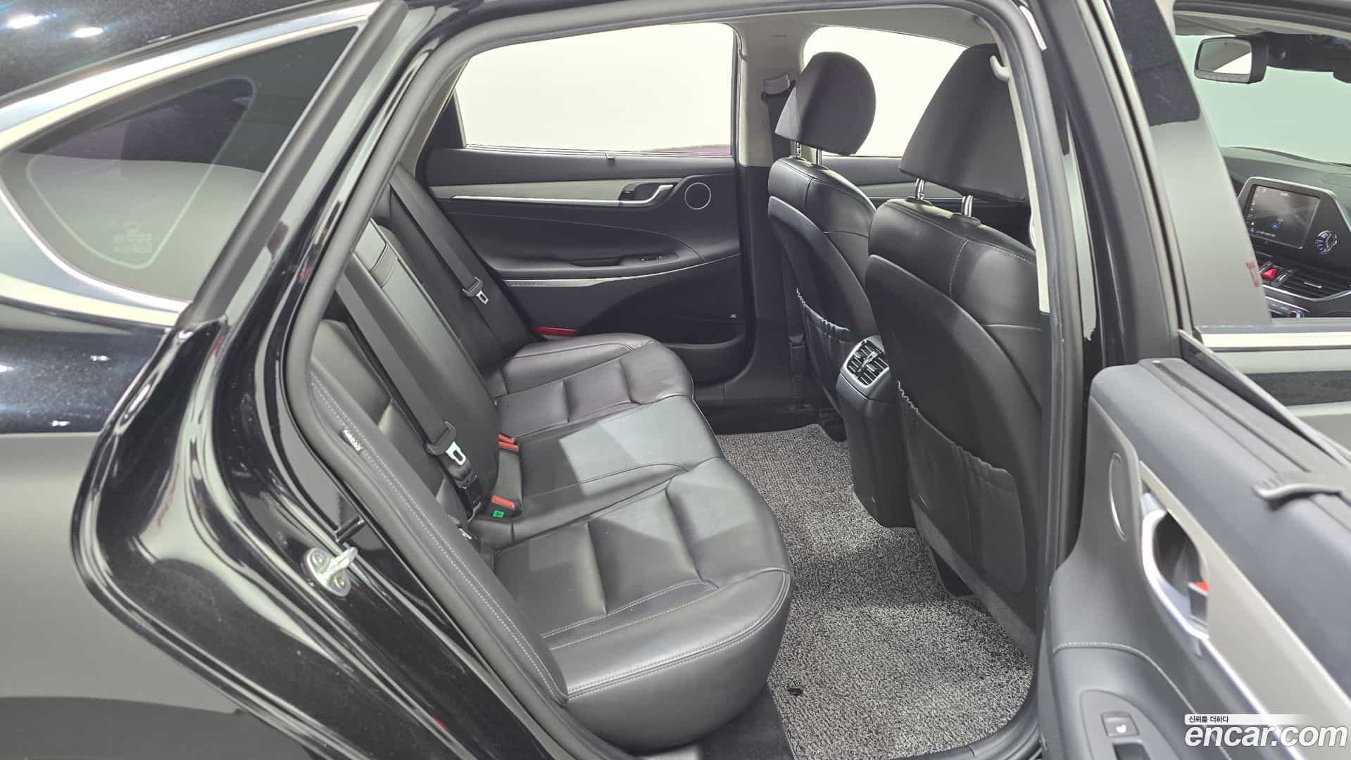 Grandeur Hyundai 2019.3-OPTION-015