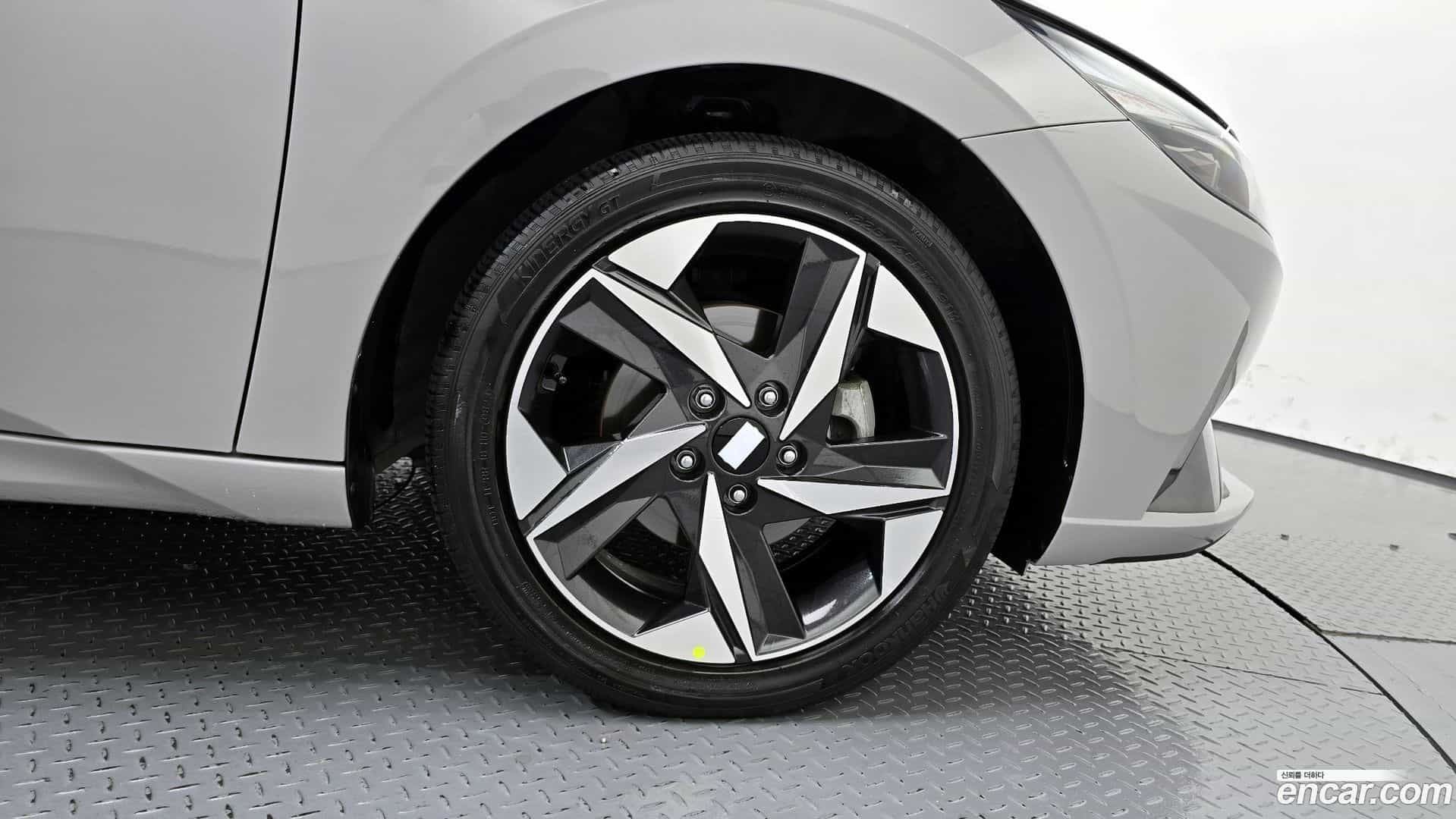 AVANTE Hyundai 2023.2-OUTER-031