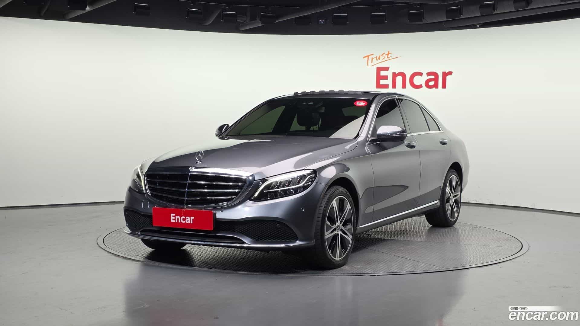 C-Class Mercedes-Benz 2019.8-OUTER-001
