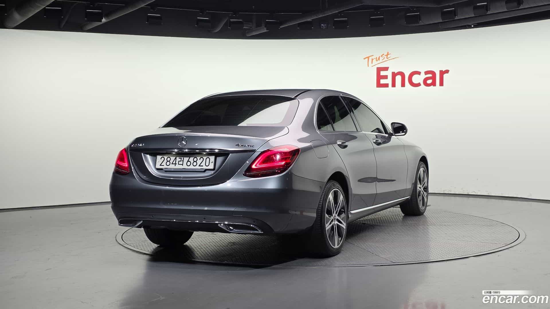 C-Class Mercedes-Benz 2019.8-OUTER-002