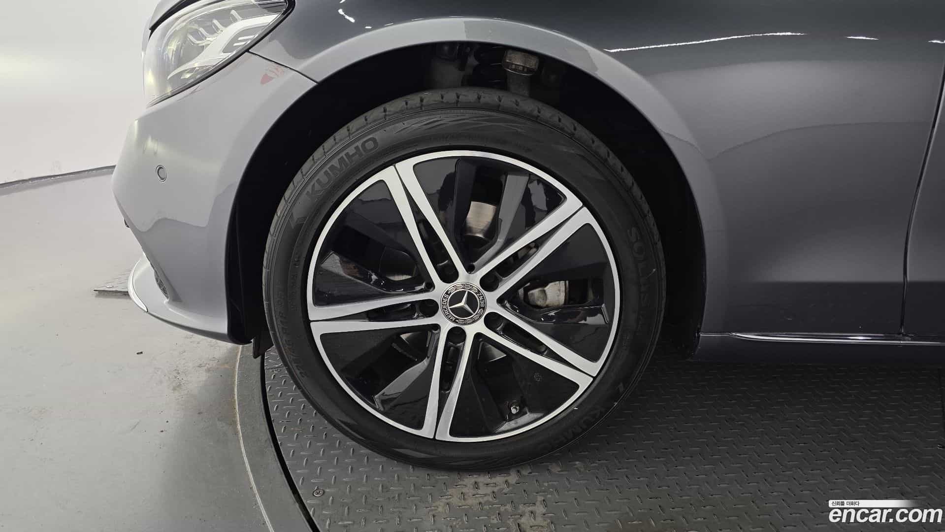 C-Class Mercedes-Benz 2019.8-OUTER-005