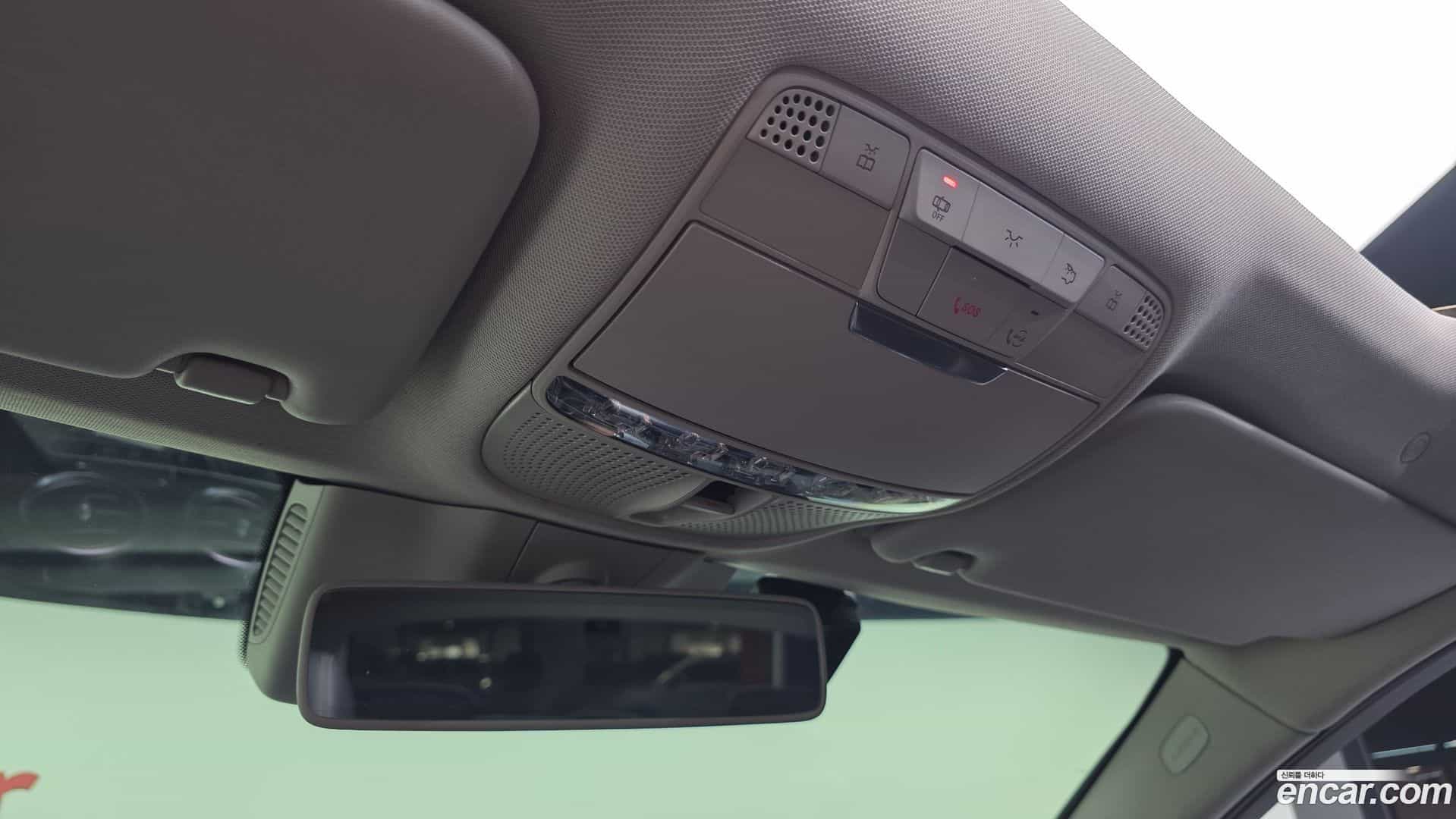 C-Class Mercedes-Benz 2019.8-OPTION-023