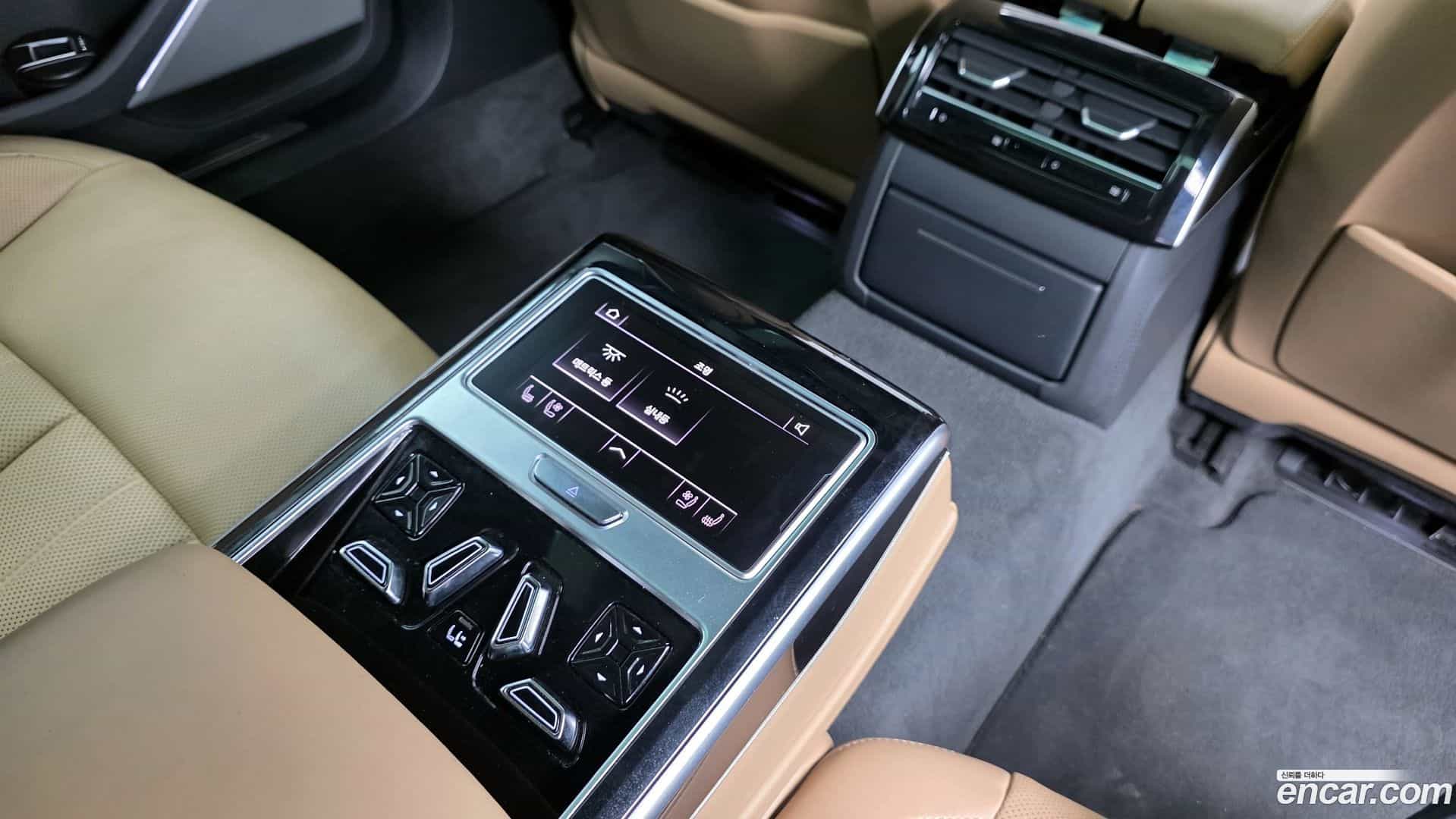 A8 Audi 2020.5-OPTION-021