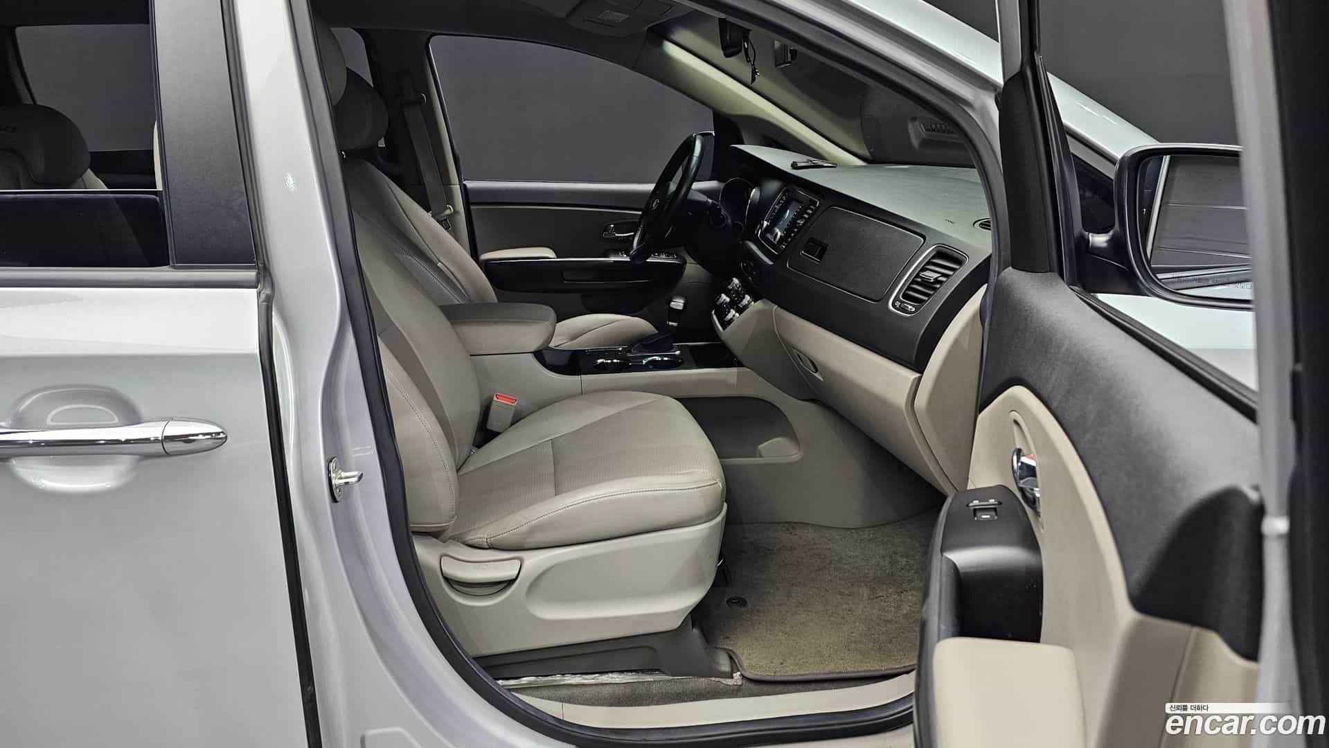 Canival Kia 2018.2-OPTION-015