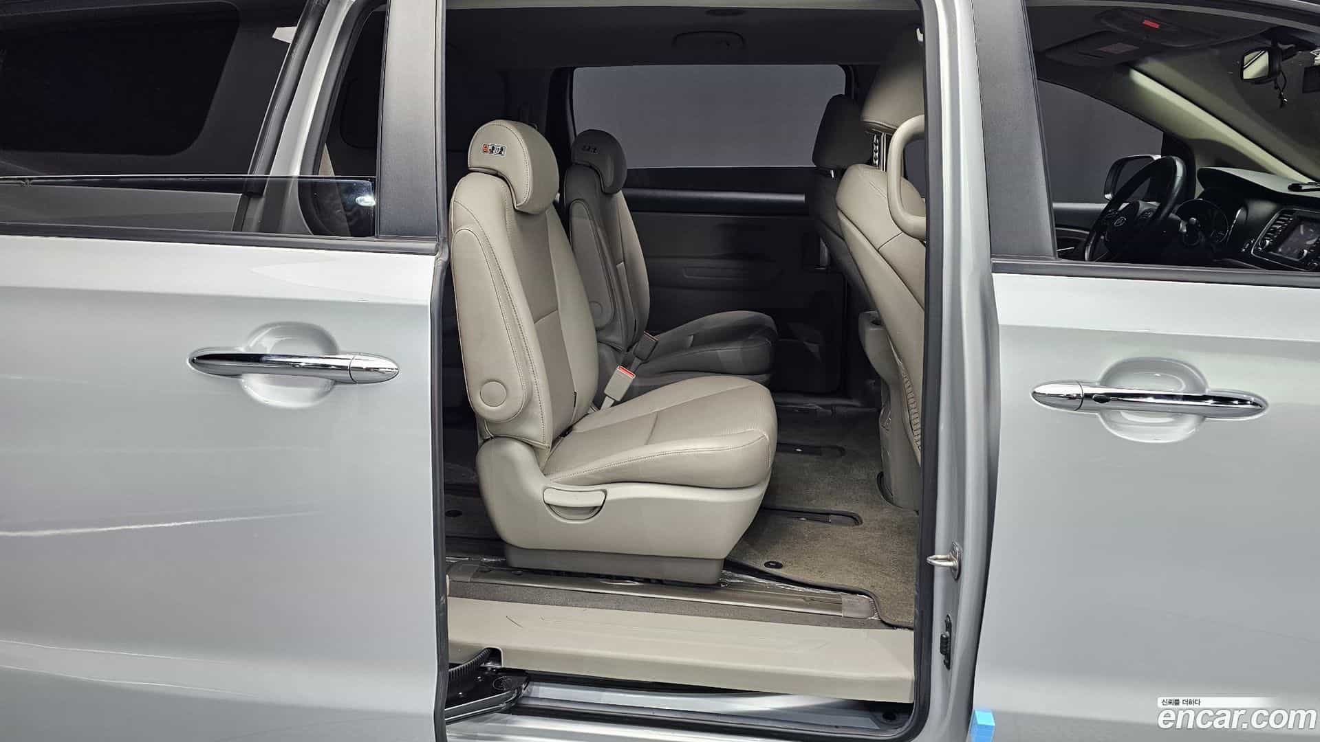 Canival Kia 2018.2-OPTION-016