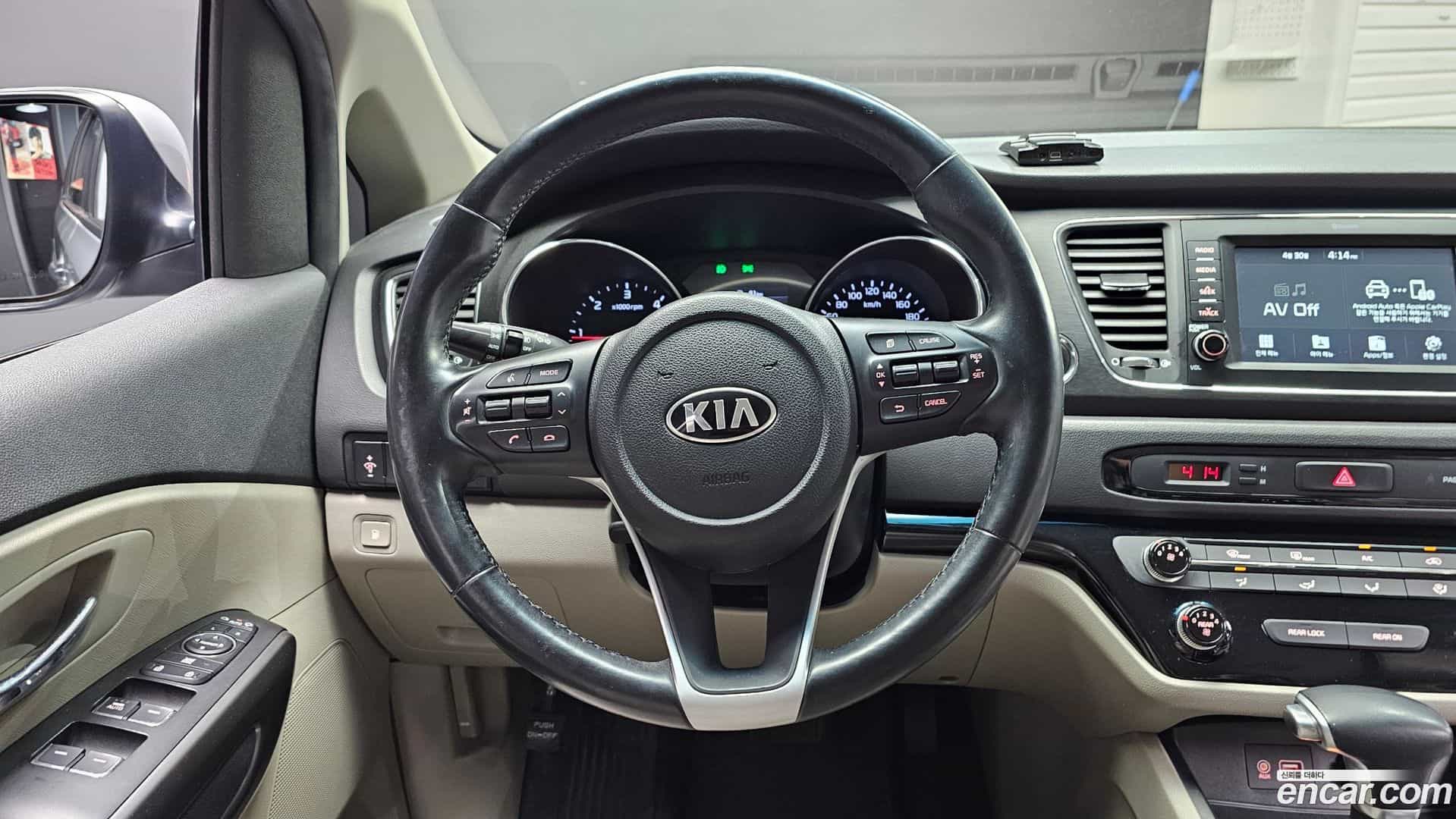 Canival Kia 2018.2-OPTION-017