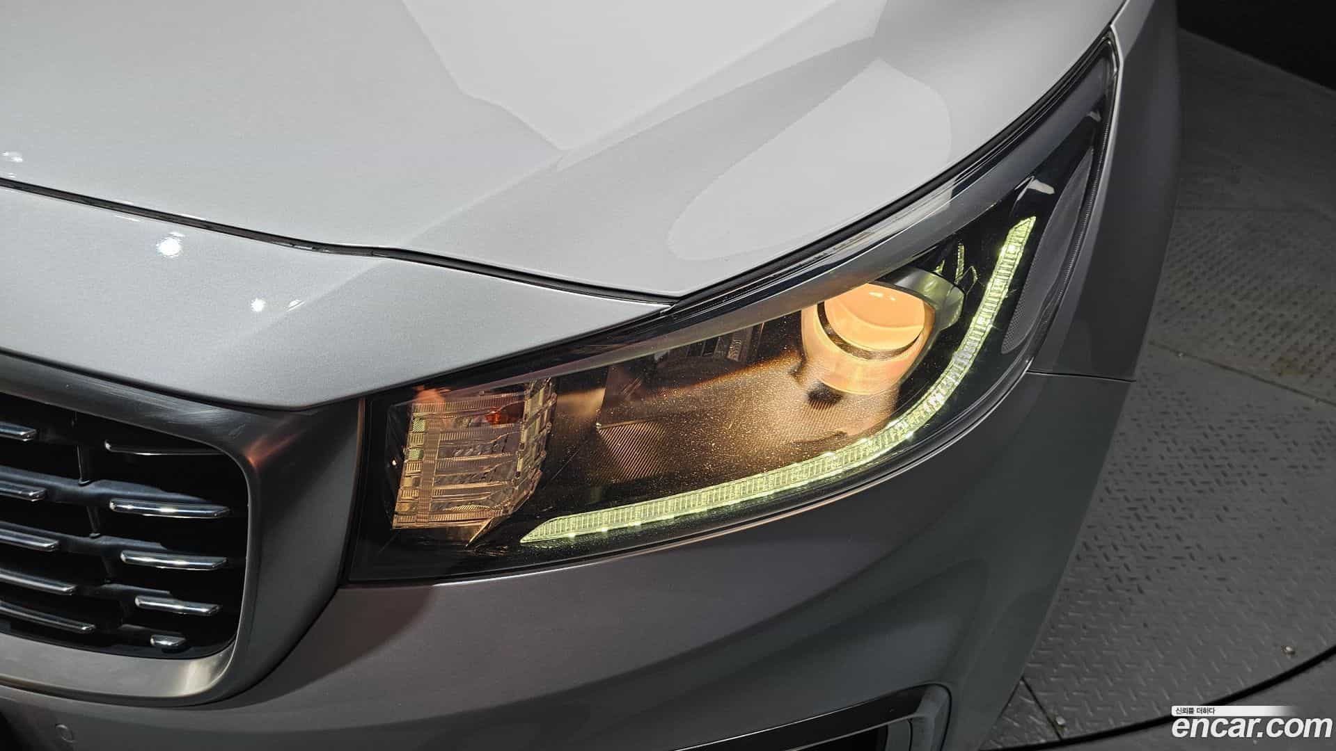 Canival Kia 2018.2-OUTER-032