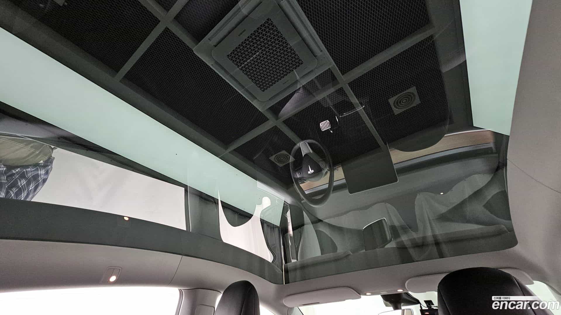 Model Y Tesla 2022.4-OPTION-021