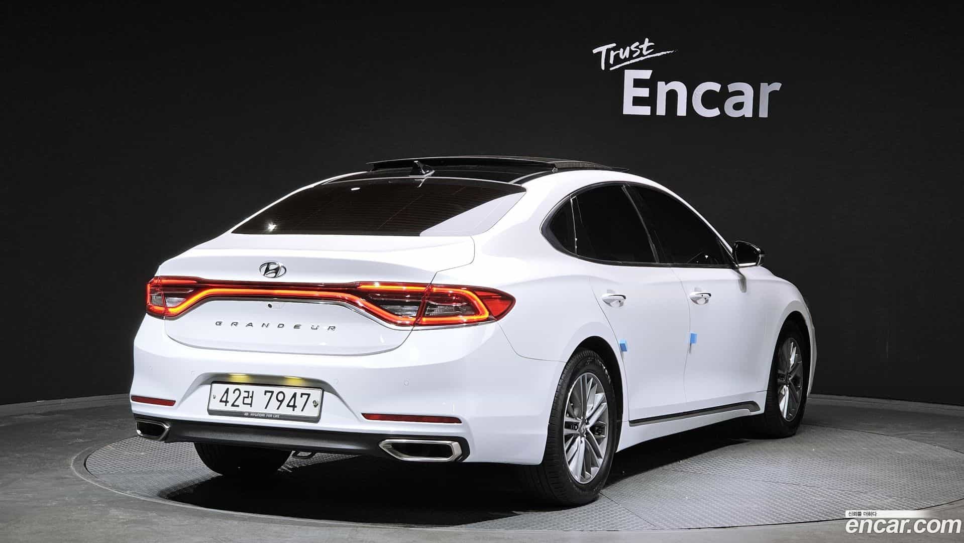 Grandeur Hyundai 2019.2-OUTER-002
