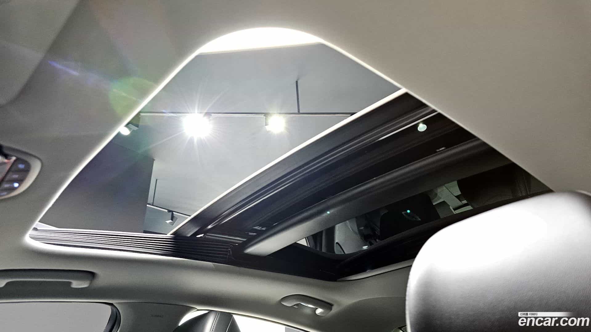 Grandeur Hyundai 2019.2-OPTION-023