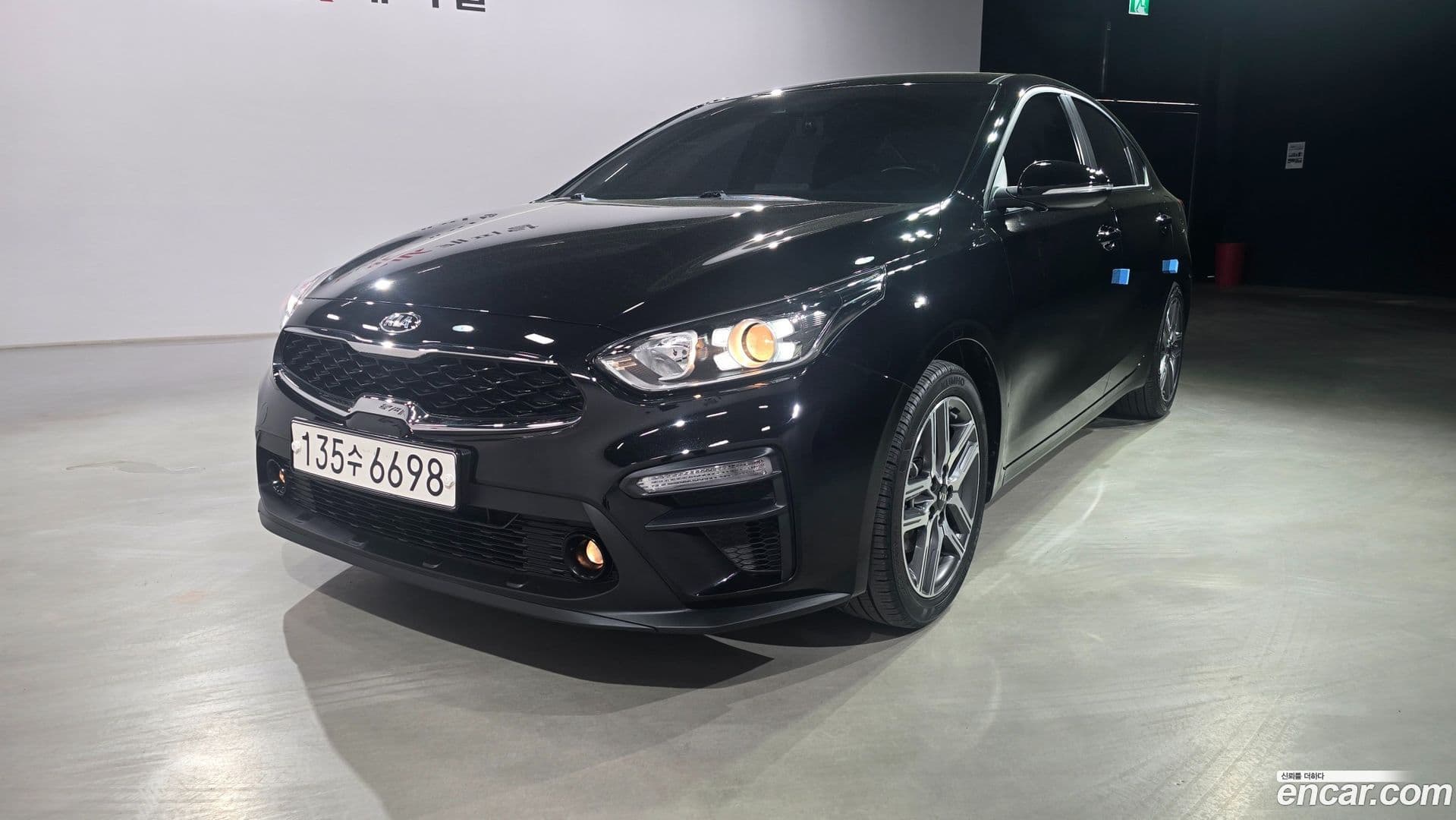 Main__Slider__Photo:K3 Kia 2019.11-0