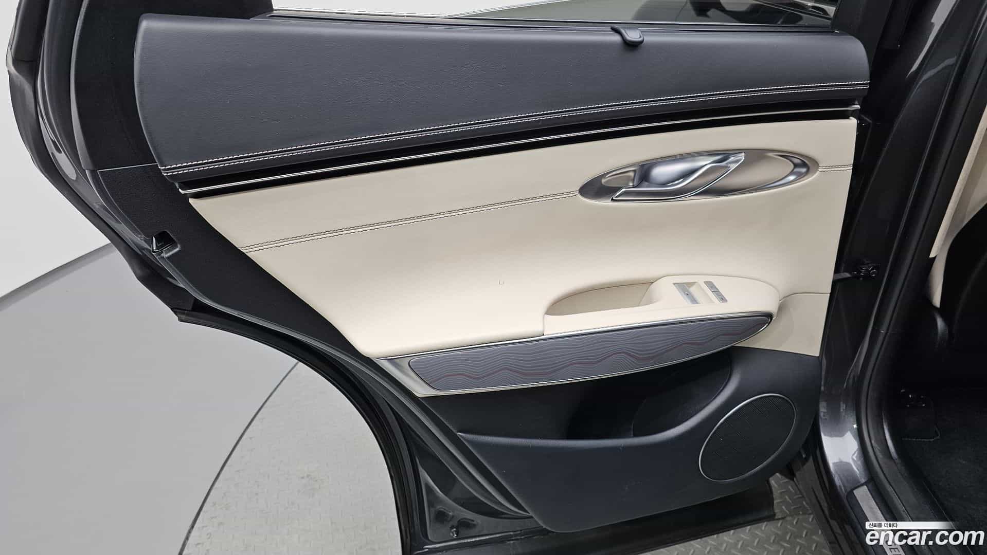 GV70 Genesis 2021.3-INNER-035