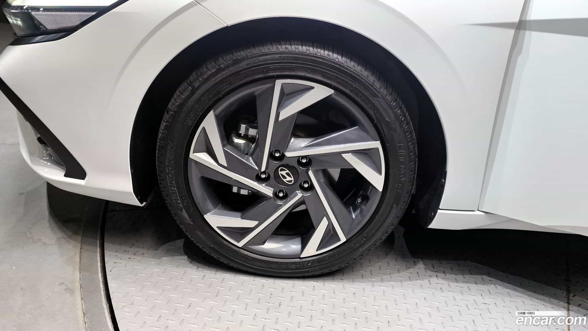 AVANTE Hyundai 2025.8-OUTER-005