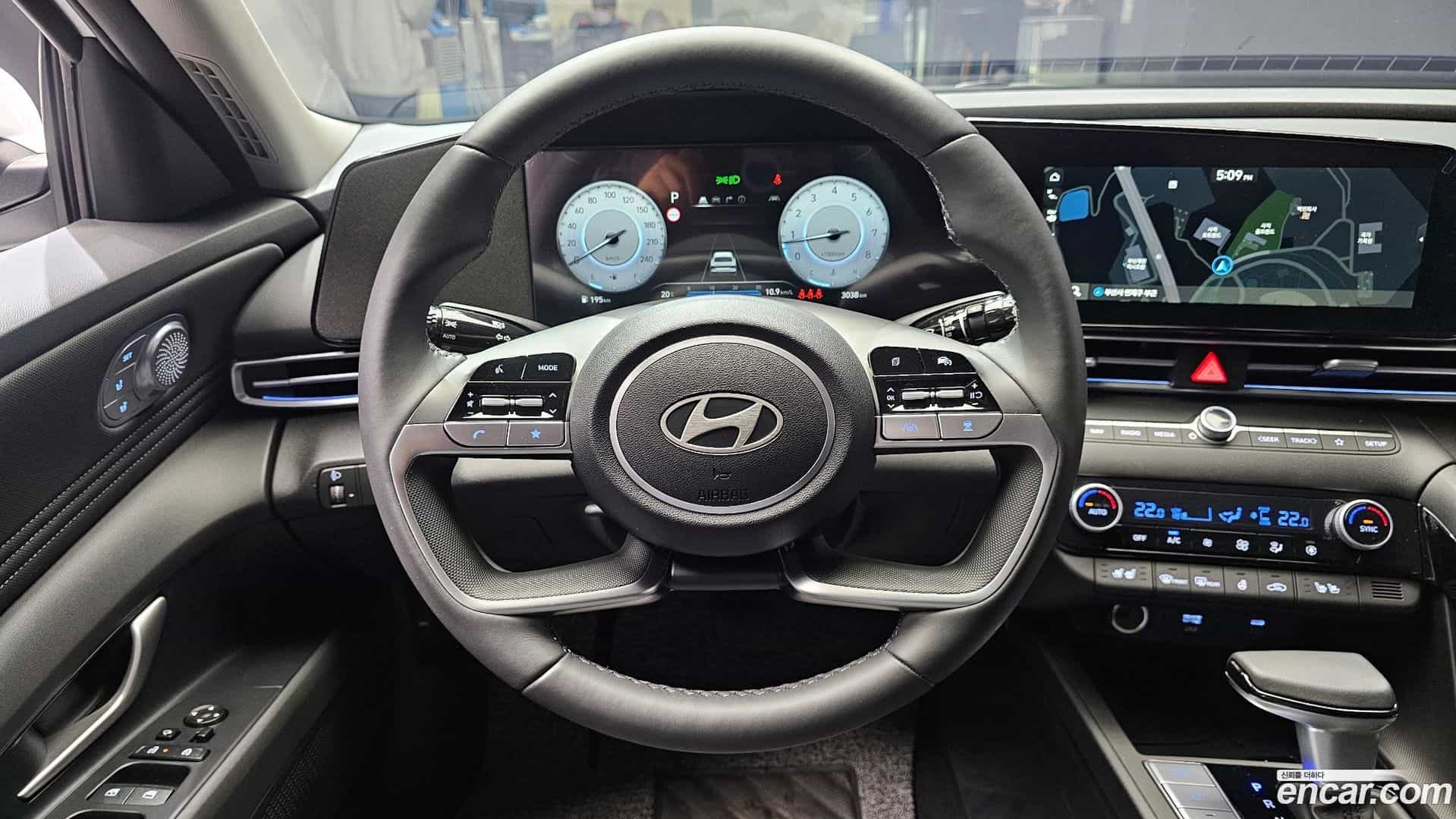 AVANTE Hyundai 2025.8-OPTION-017
