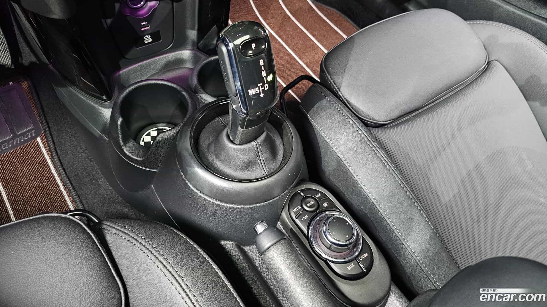 Cooper Mini 2023.11-INNER-009