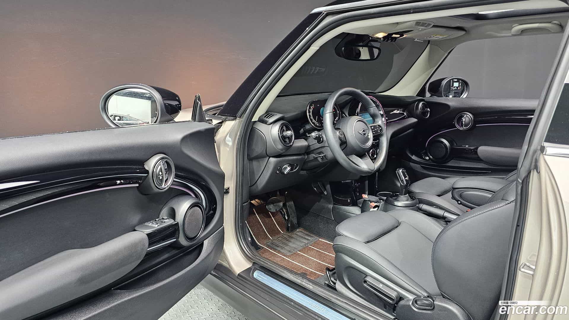 Cooper Mini 2023.11-INNER-010