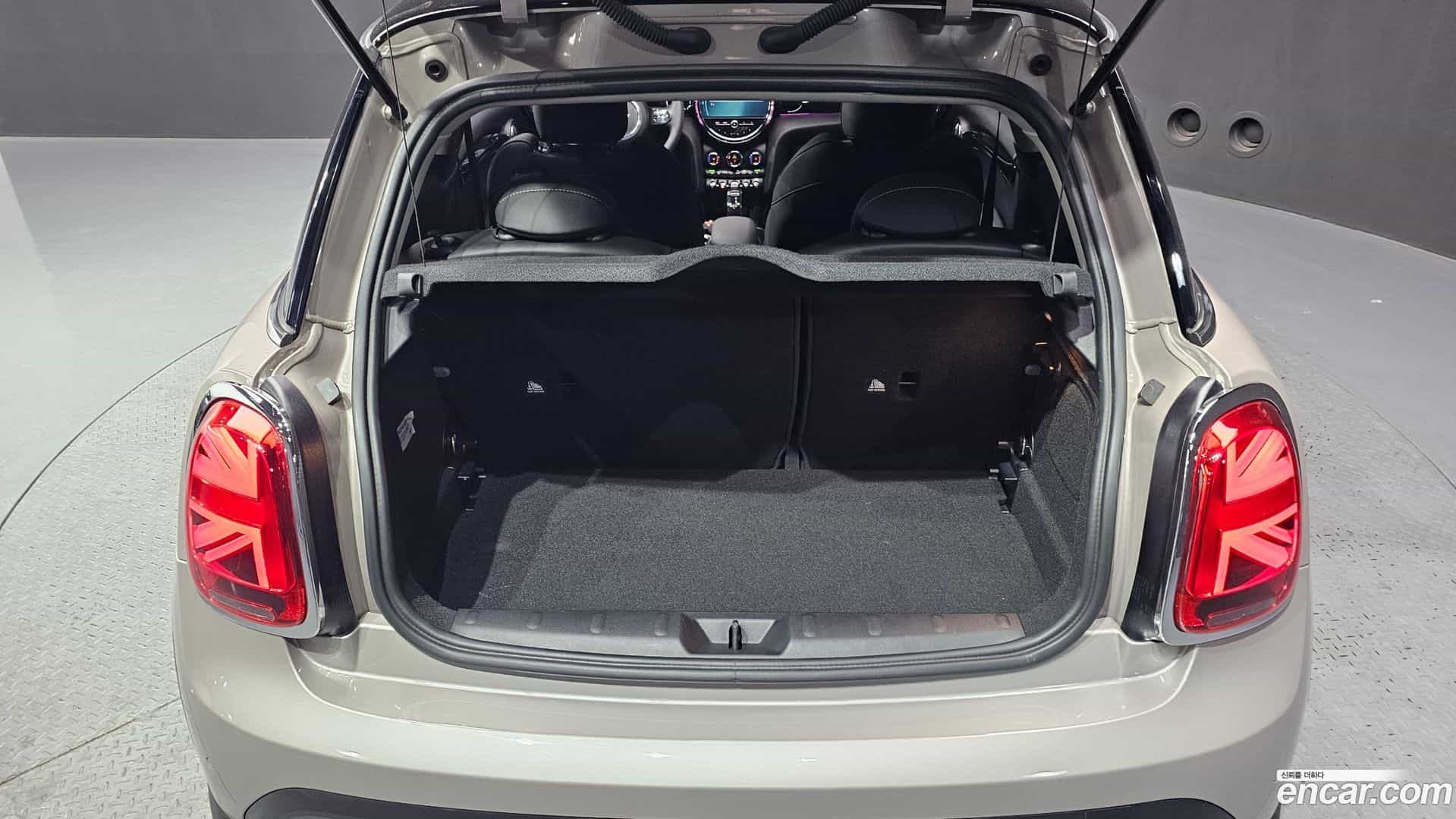 Cooper Mini 2023.11-OPTION-020