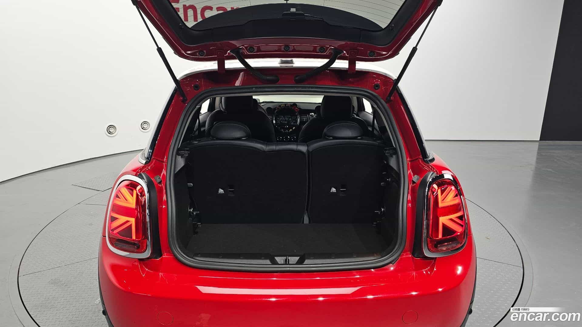 Cooper Mini 2021.5-OPTION-024