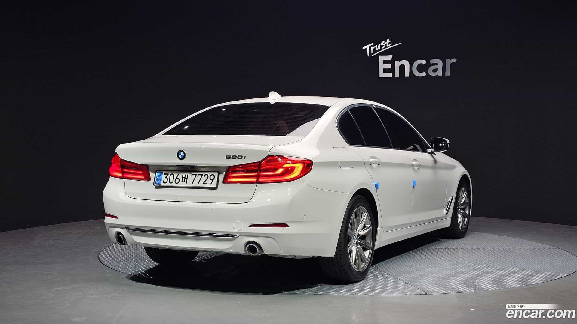 5-Series BMW 2019.5-OUTER-002