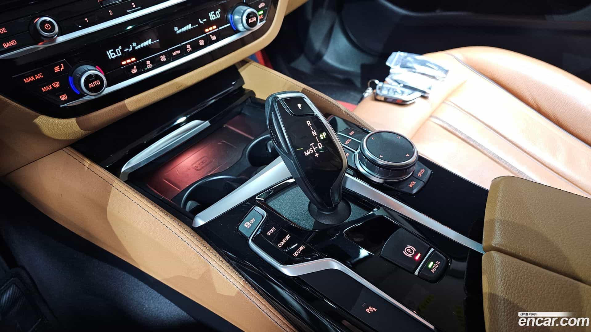 5-Series BMW 2019.5-INNER-009