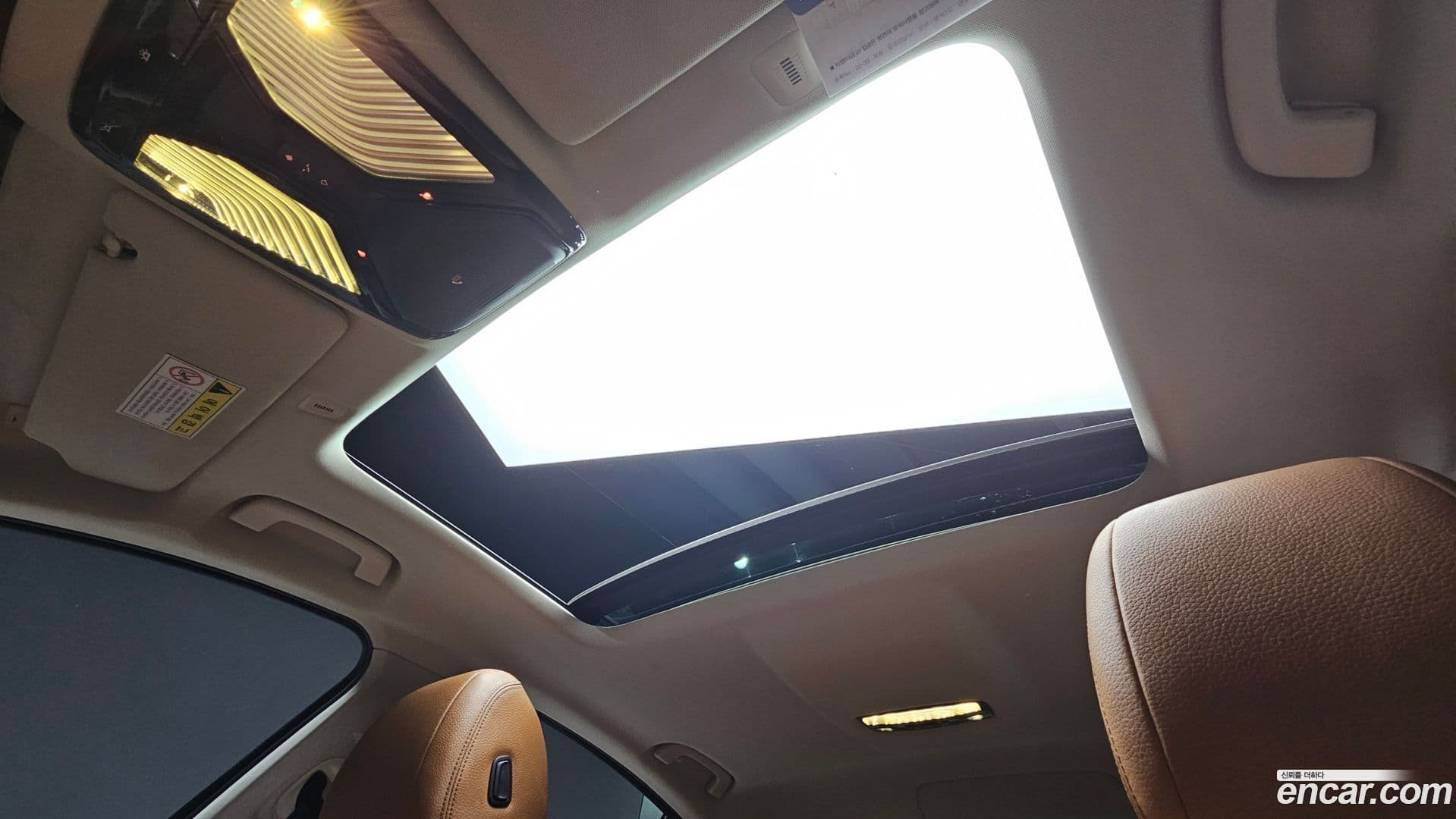 Main__Slider__Photo:5-Series BMW 2019.5-11