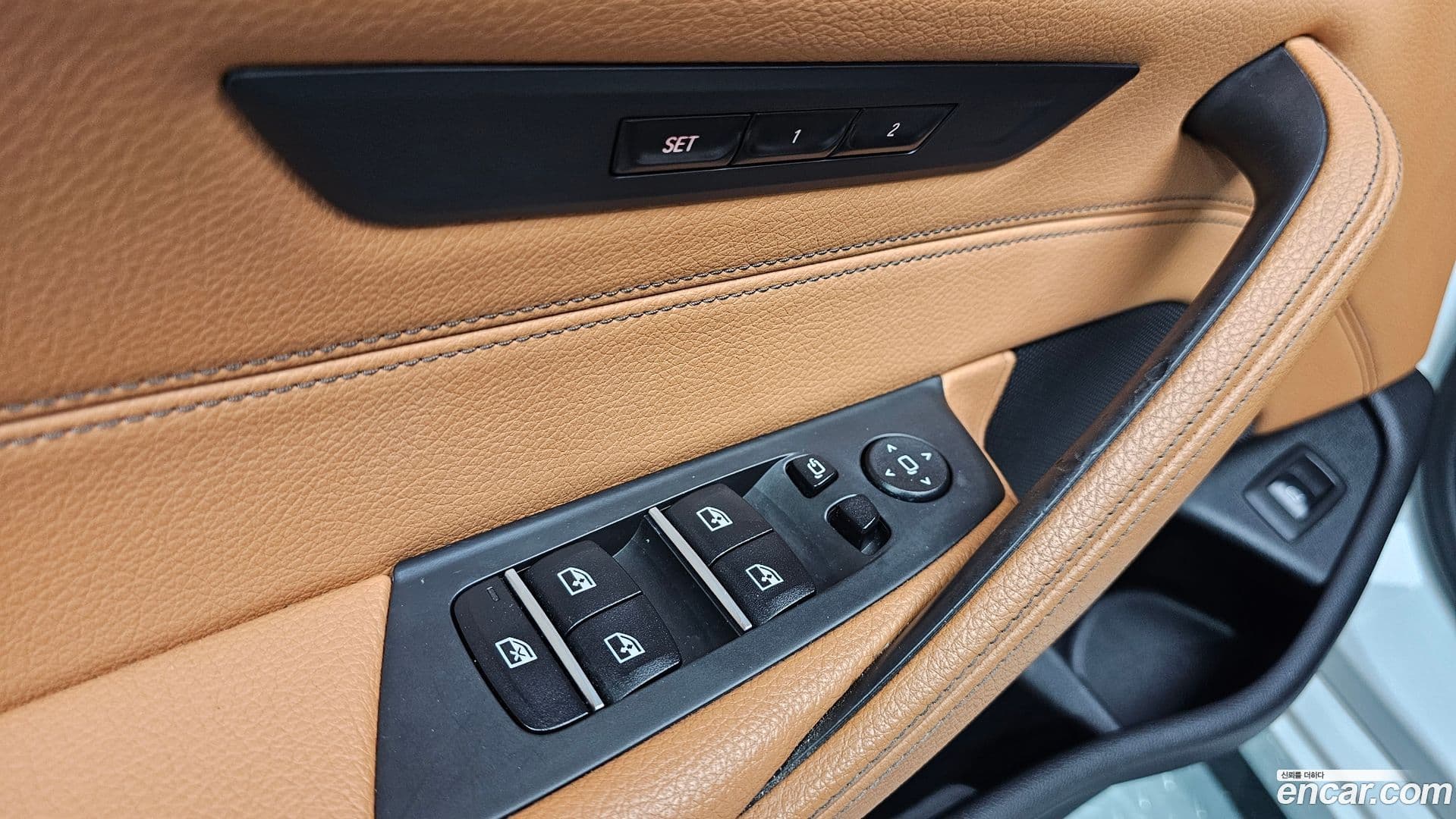 Main__Slider__Photo:5-Series BMW 2019.5-26