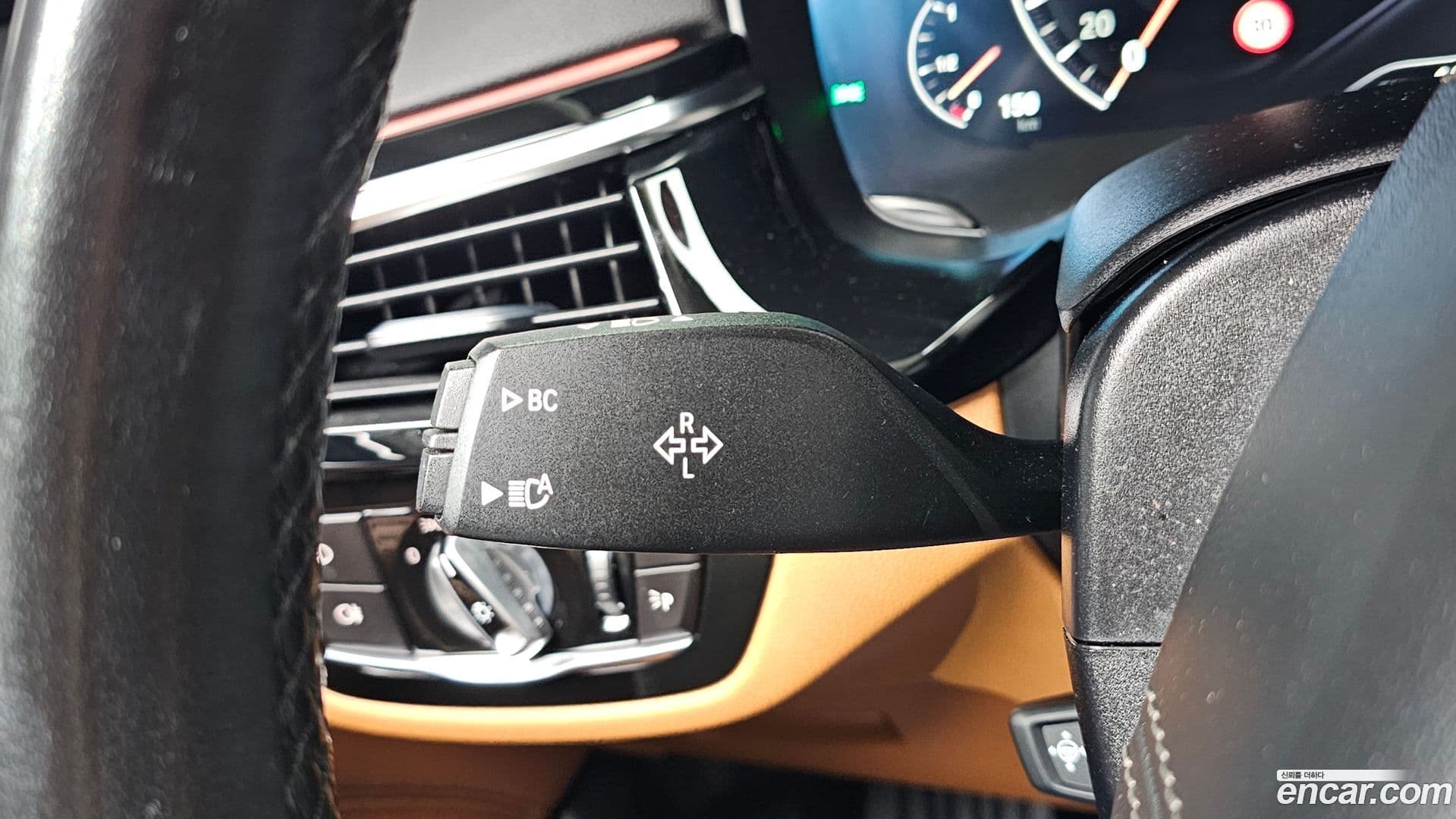 Main__Slider__Photo:5-Series BMW 2019.5-28