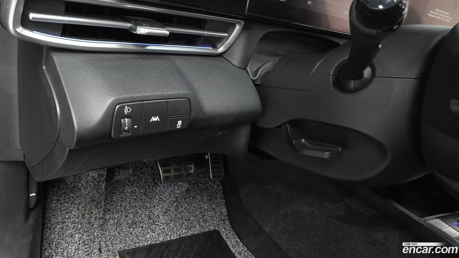 AVANTE Hyundai 2020.10-OPTION-020