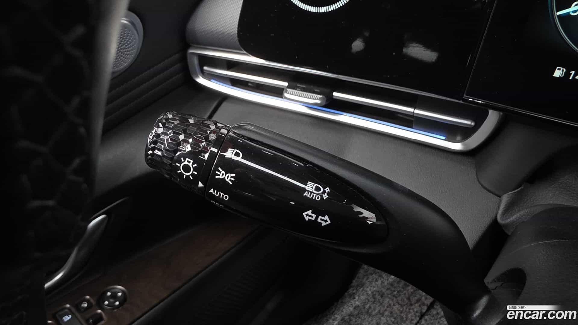 AVANTE Hyundai 2020.10-OPTION-021