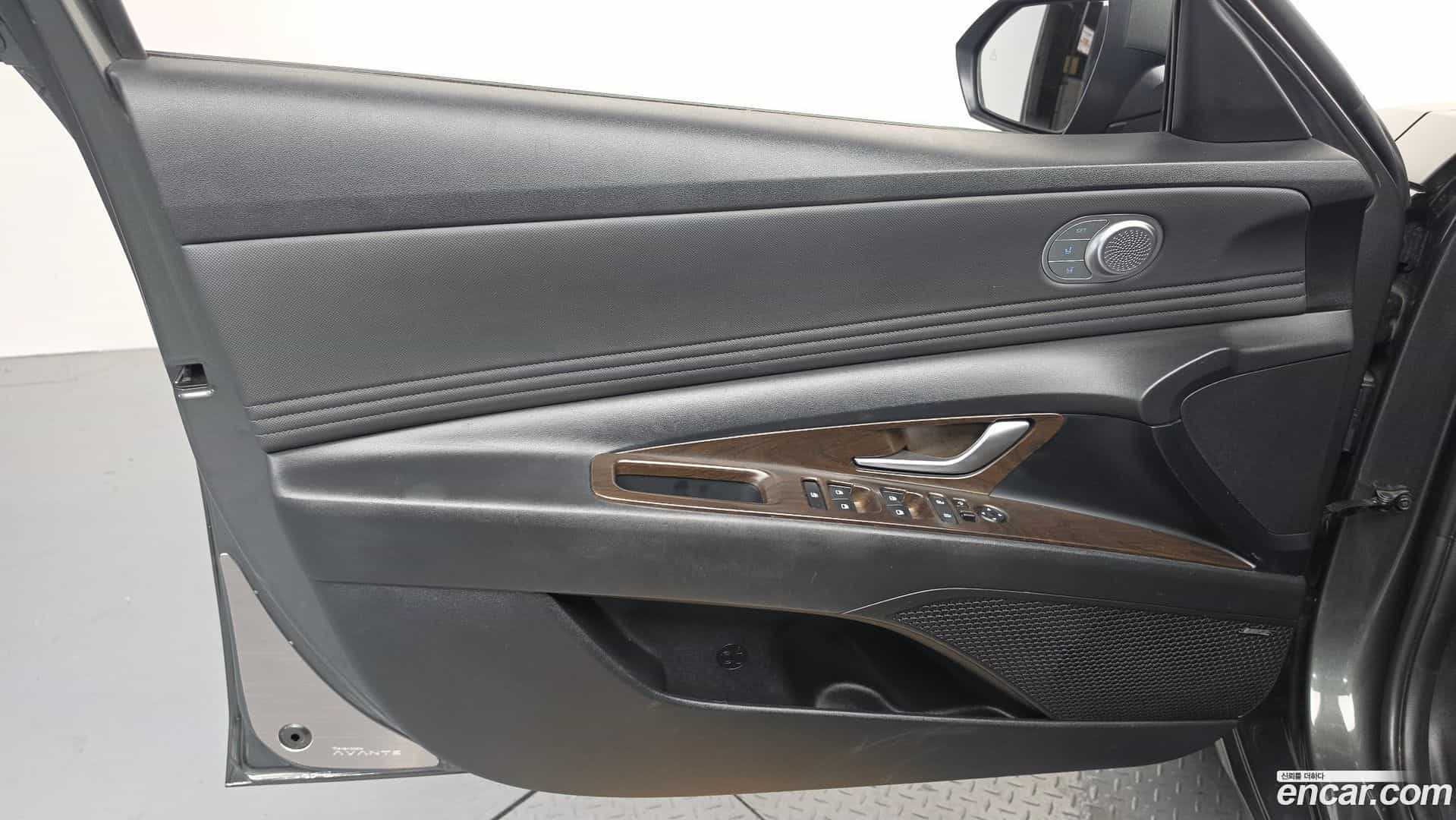 AVANTE Hyundai 2020.10-INNER-034