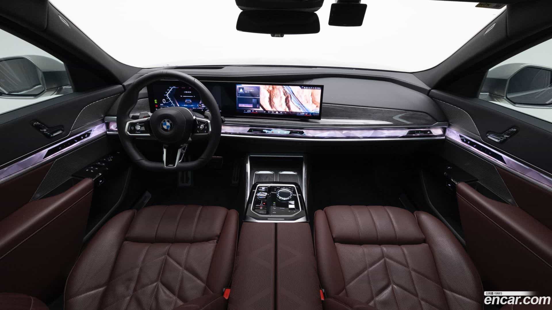 7-Series BMW 2024.0-INNER-007