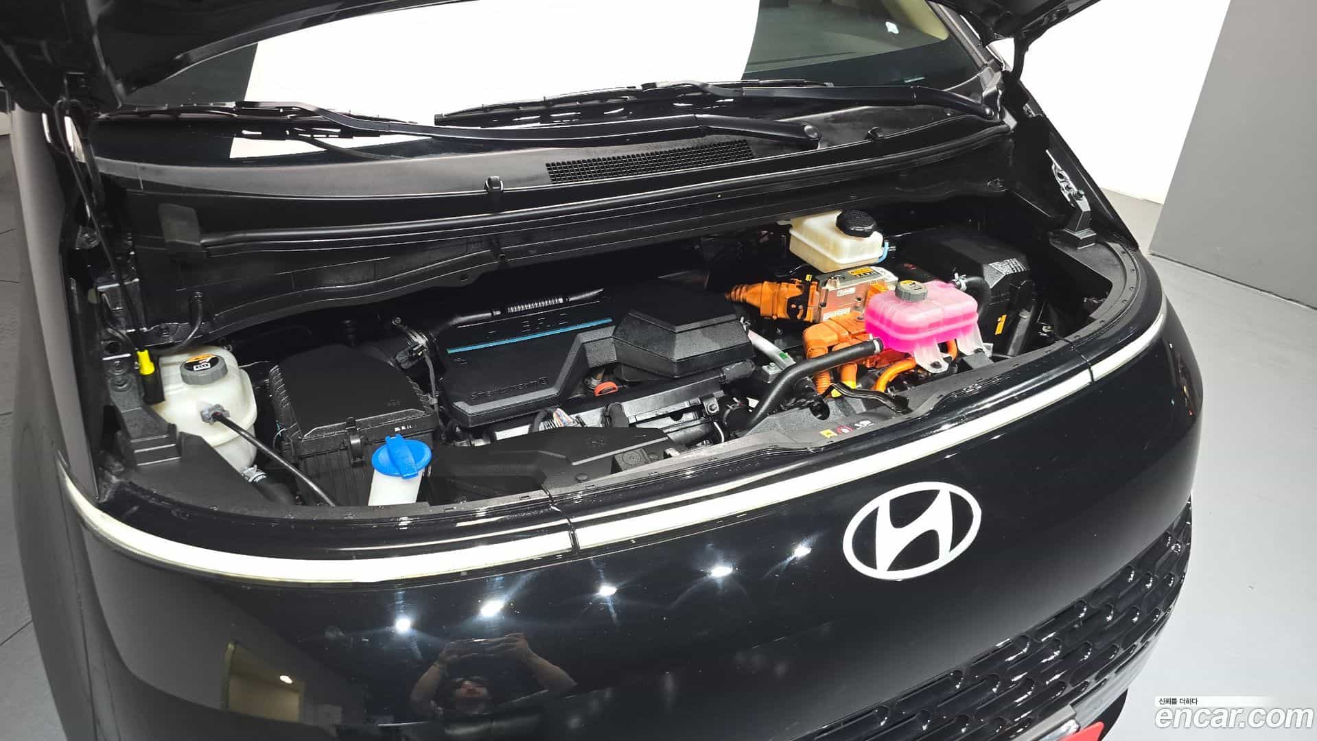 Staria Hyundai 2024.6-OUTER-006