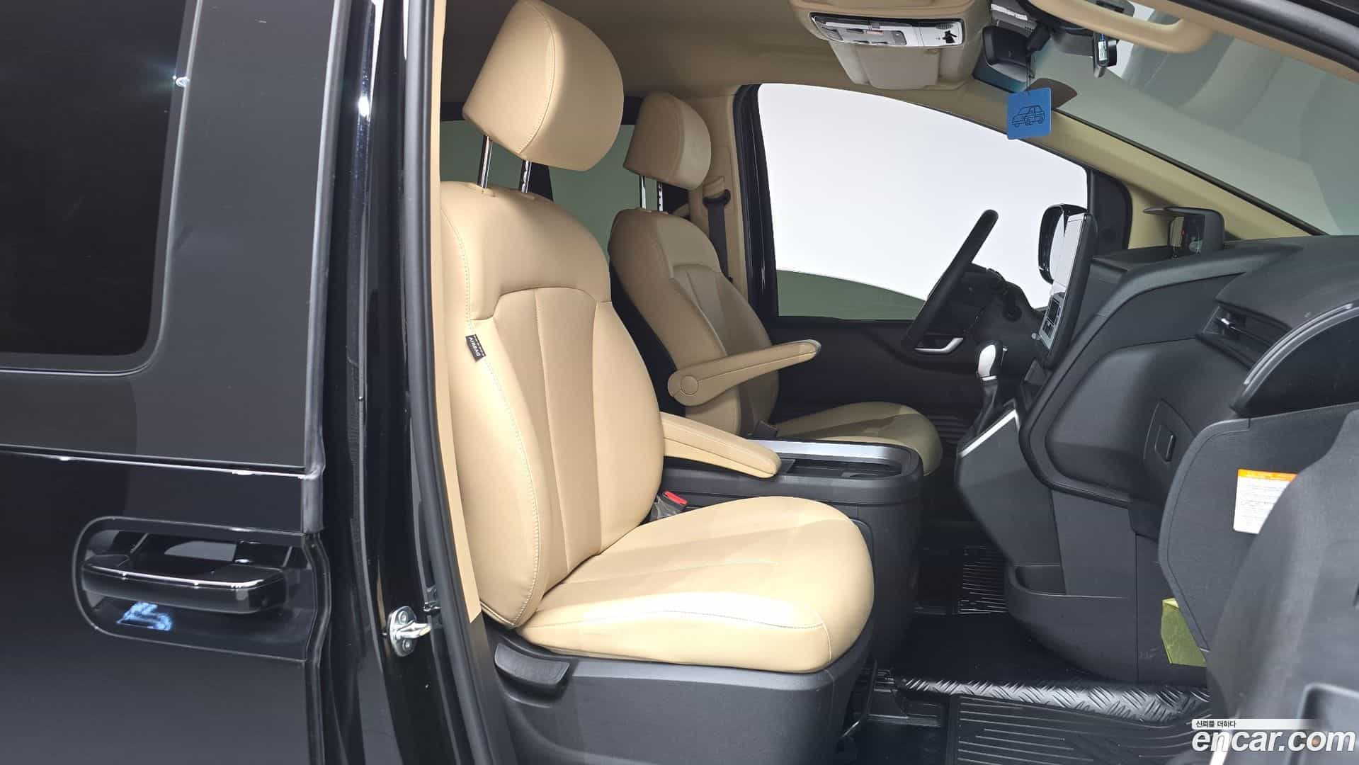 Staria Hyundai 2024.6-OPTION-015