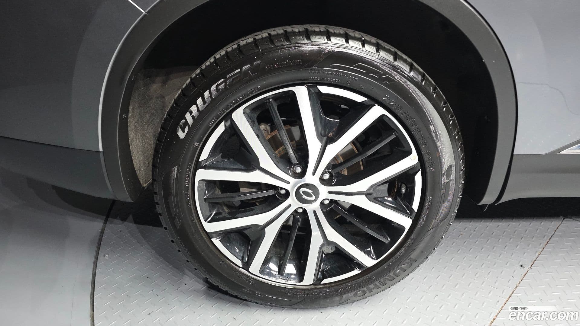 Main__Slider__Photo:QM6 Renault Korea 2023.2-4