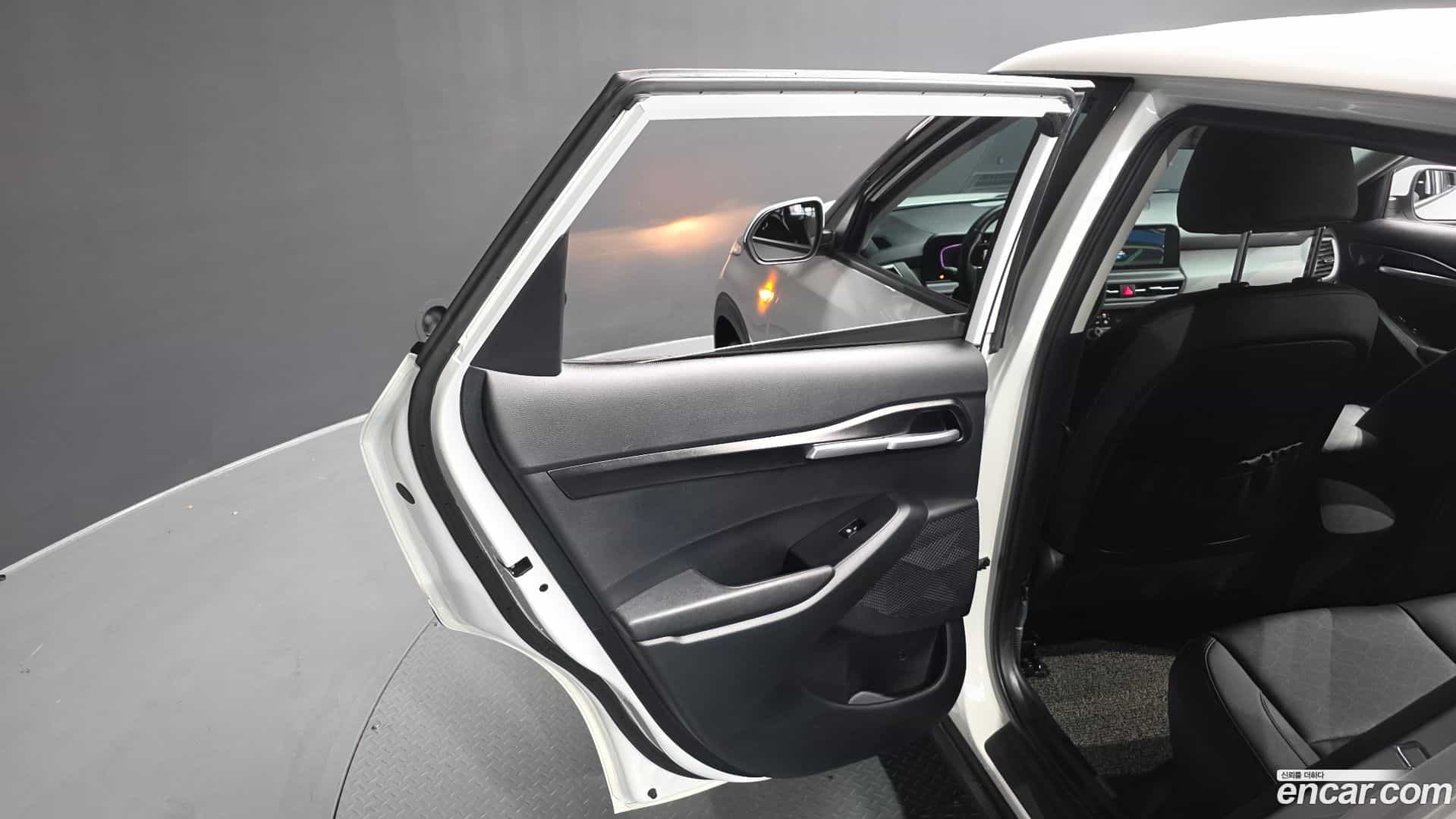 Seltos Kia 2024.1-INNER-035