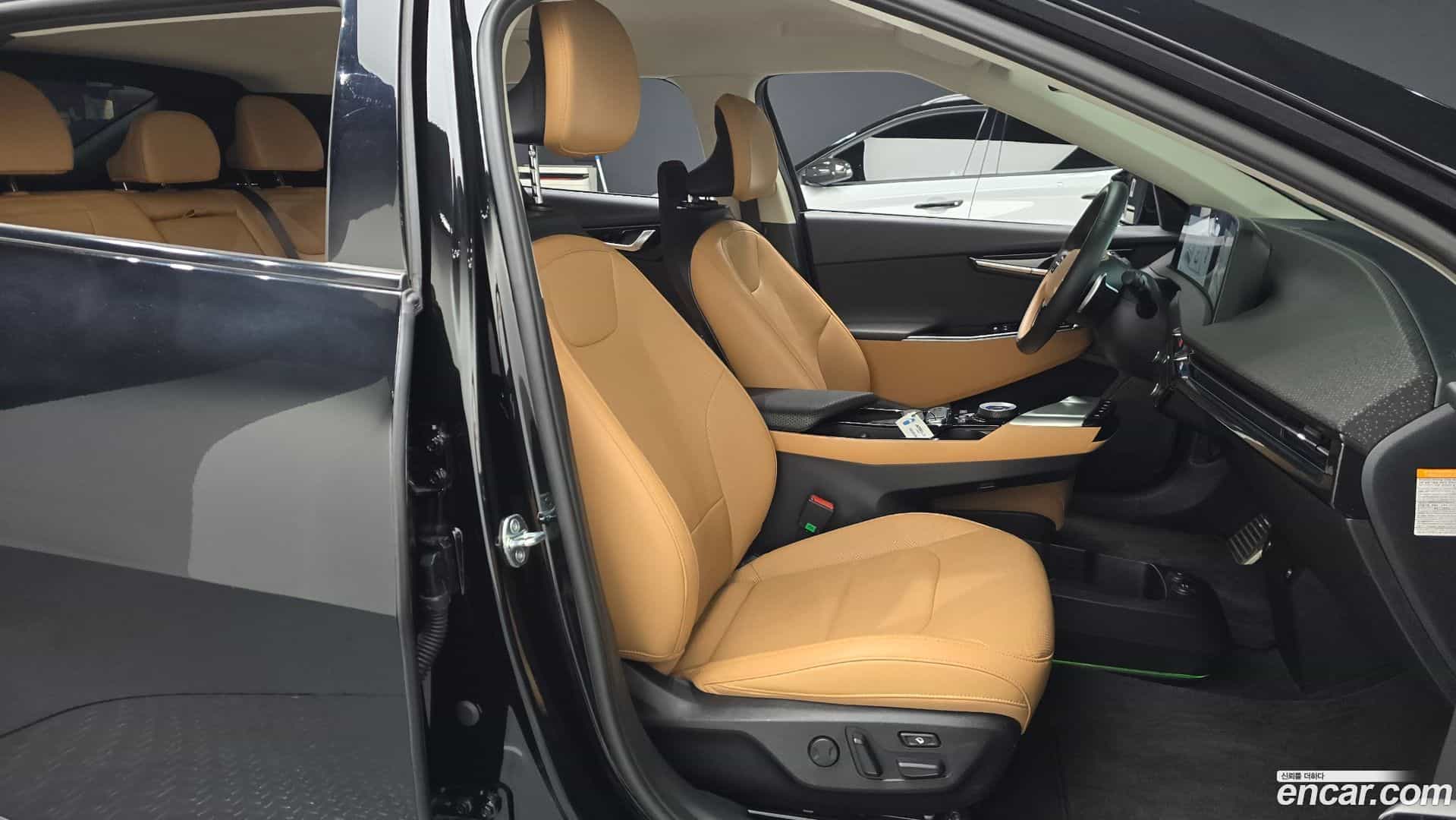 EV6 Kia 2023.3-INNER-036