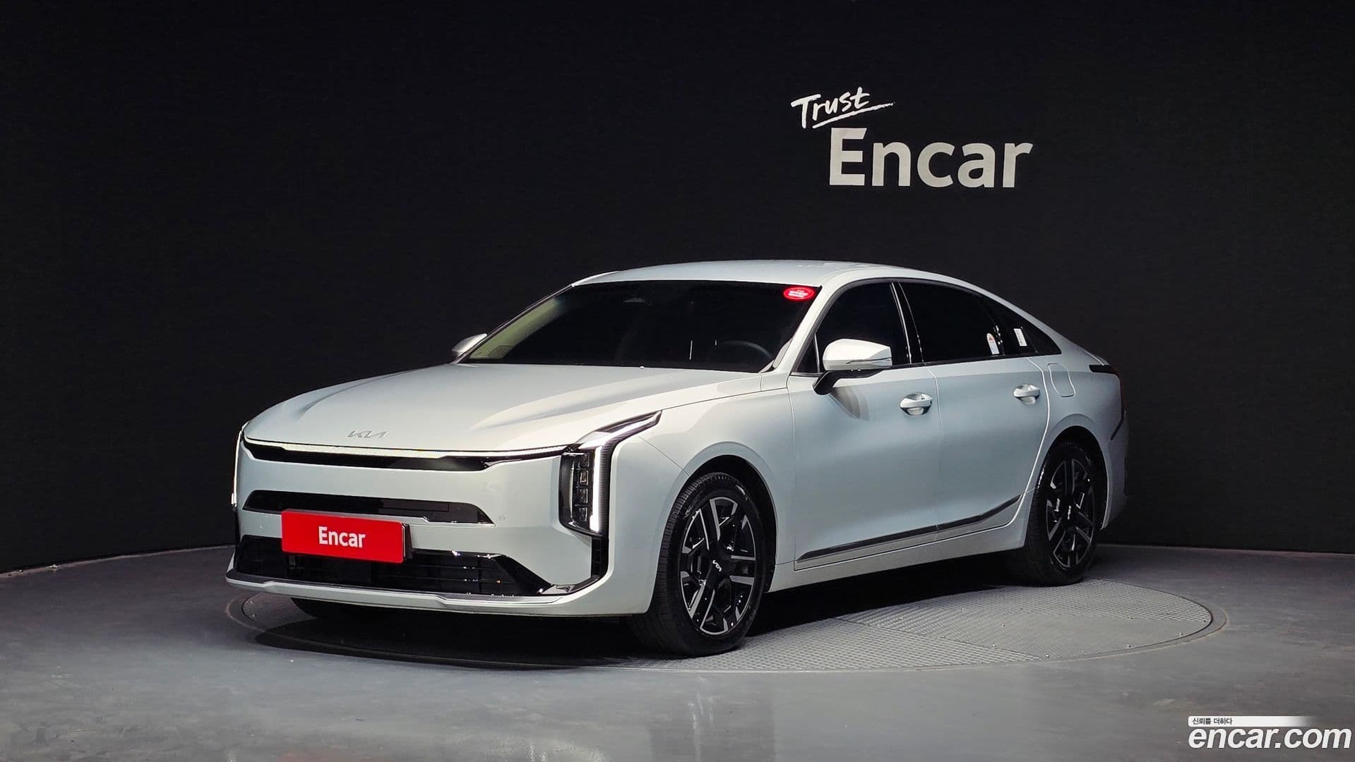 Main__Slider__Photo:K8 Kia 2025.11-0